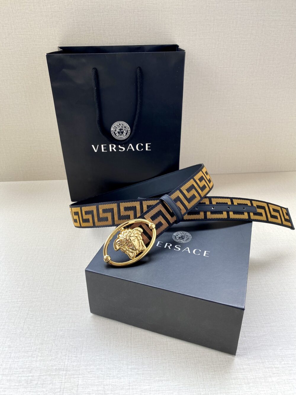 VERSACE BLACK BELT WITH MEDUSA GOLD METAL 3.8CM - Image 5