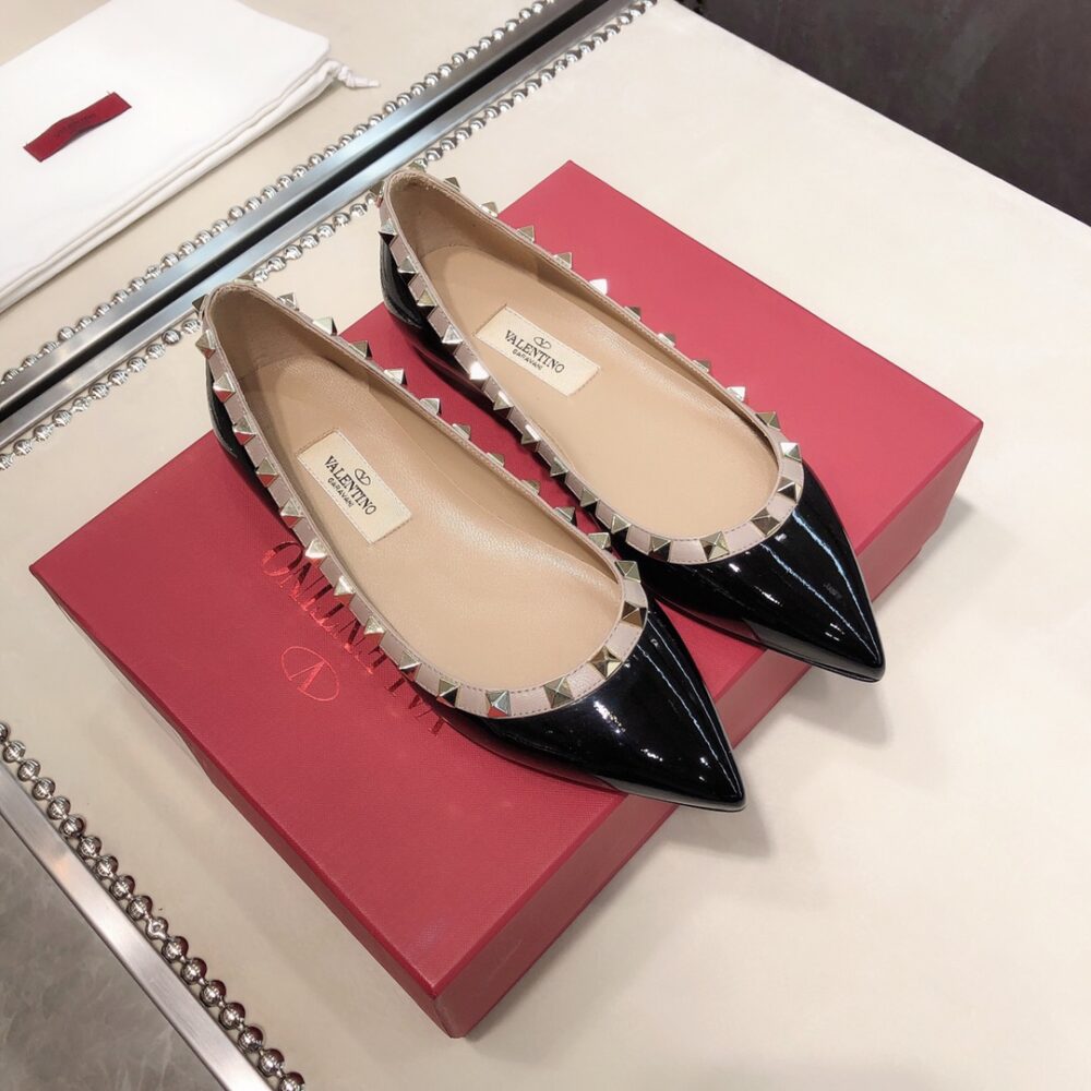 VALENTINO PATENT ROCKSTUD BALLET FLAT BLACK ZW2S0403VNWN91 - Image 5