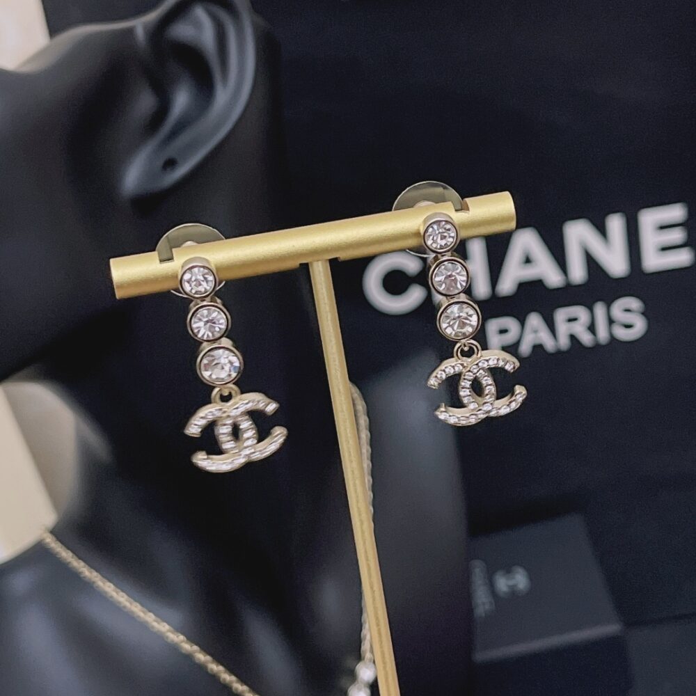 CHANEL CRYSTAL CC DROP EARRINGS GOLD - Image 7