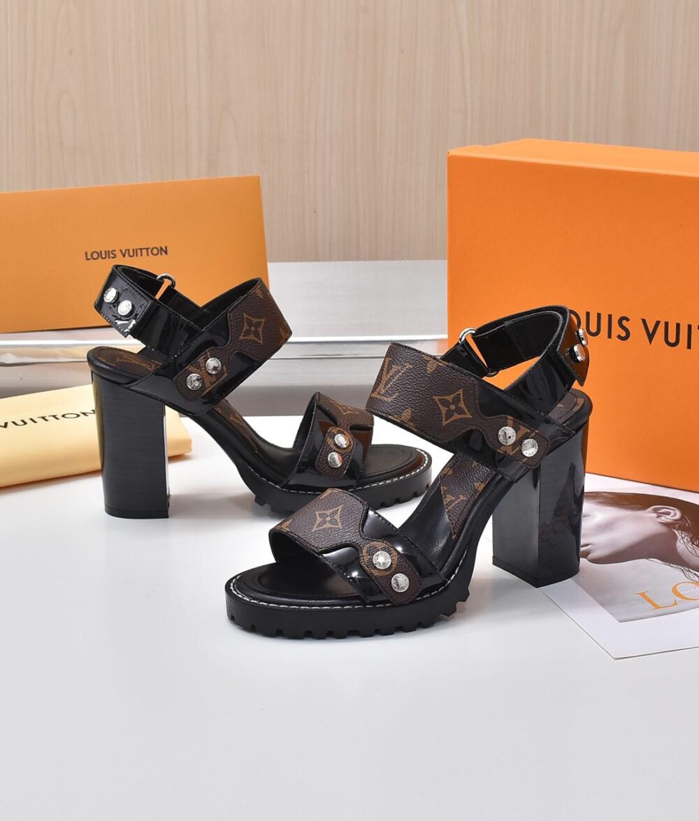 LOUIS VUITTON STAR TRAIL SANDALS MONOGRAM - Image 5