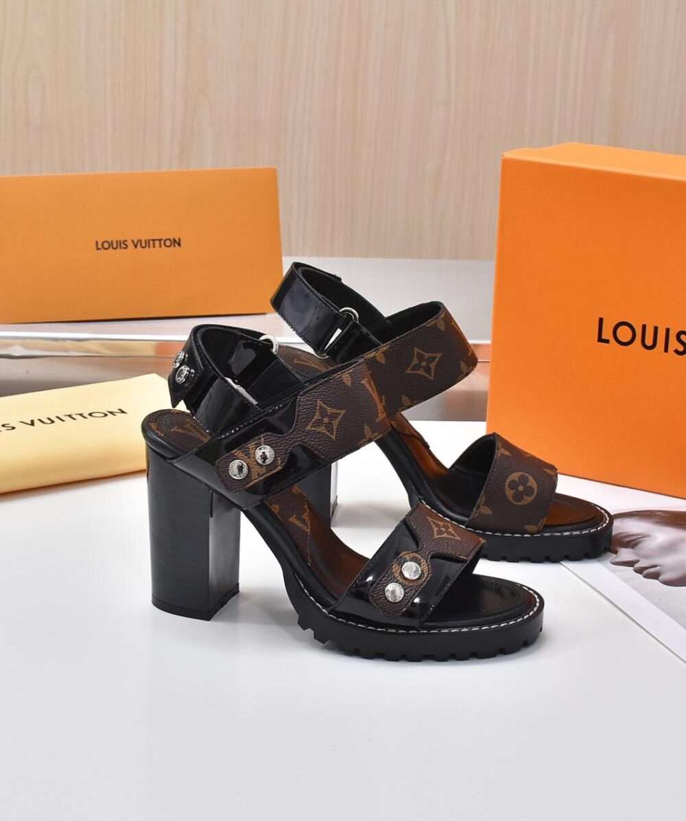 LOUIS VUITTON STAR TRAIL SANDALS MONOGRAM - Image 3