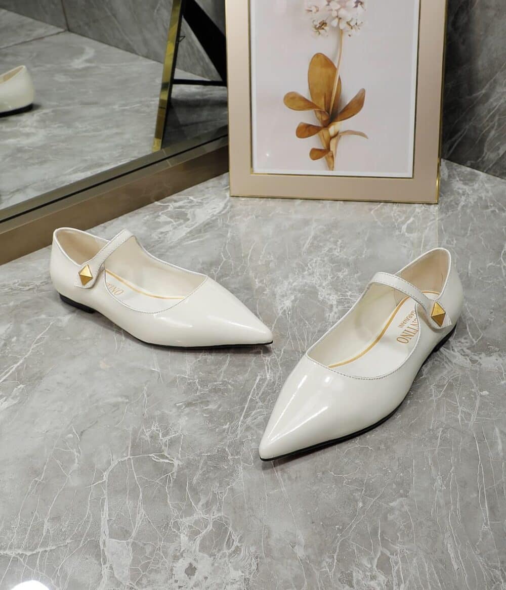 VALENTINO GARAVANI TIPTOE PATENT LEATHER BALLET FLATS IVORY 2W2S0GC3ERU098 - Image 3