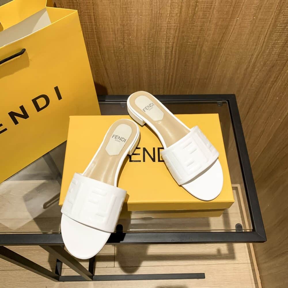 FENDI SILK COWHIDE SLIPPERS WHITE - Image 6