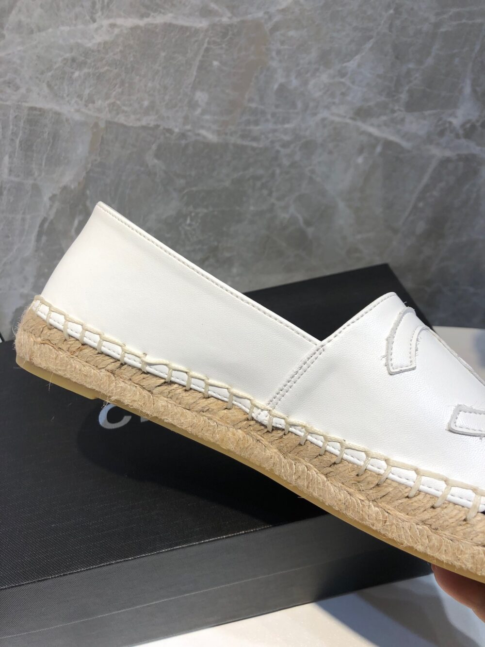 CHANEL EMBROIDERED ESPADRILLE LEATHER BLACK CAP TOE FLATS WHITE CC - Image 8