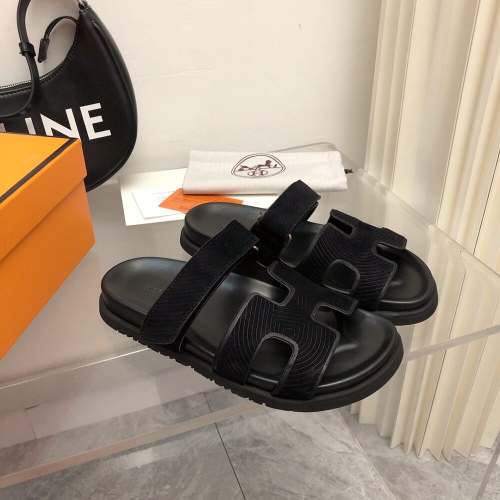 HERMÈS CHYPRE SANDAL BLACK H211115ZV02350 - Image 7