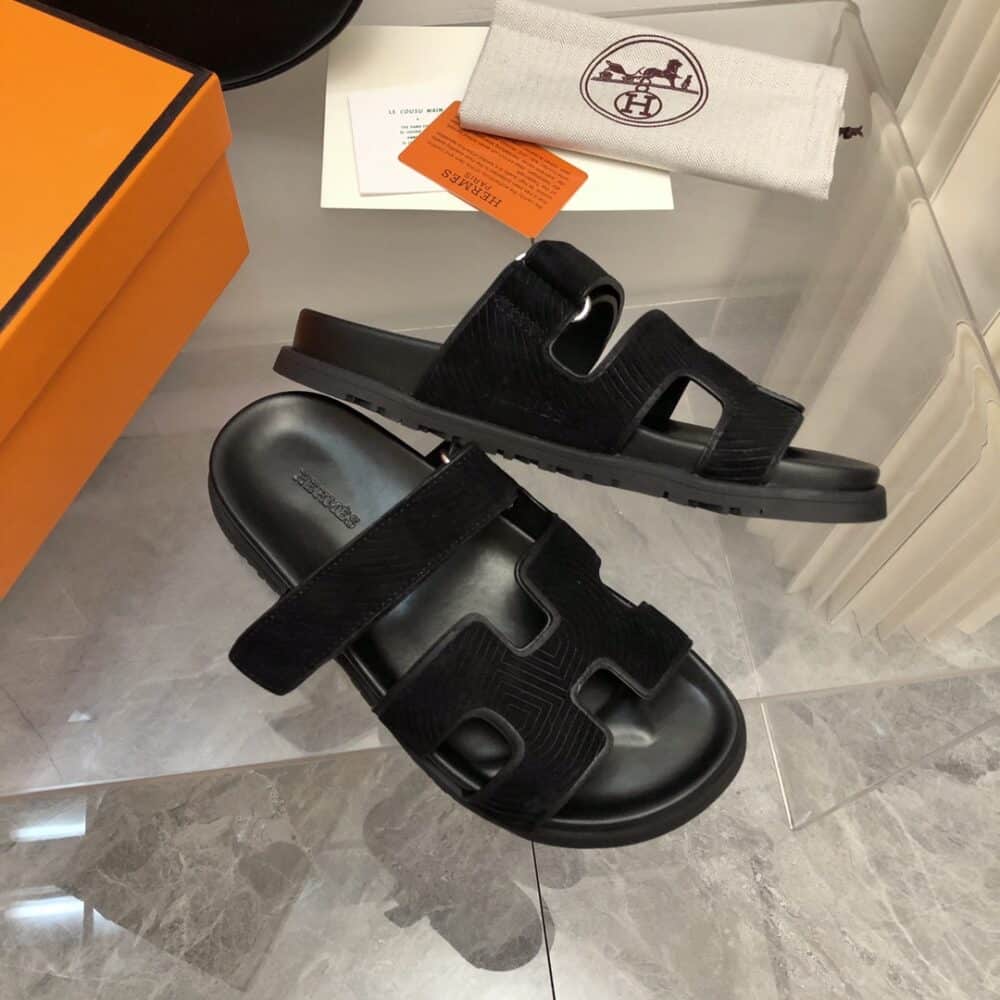 HERMÈS CHYPRE SANDAL BLACK H211115ZV02350 - Image 10