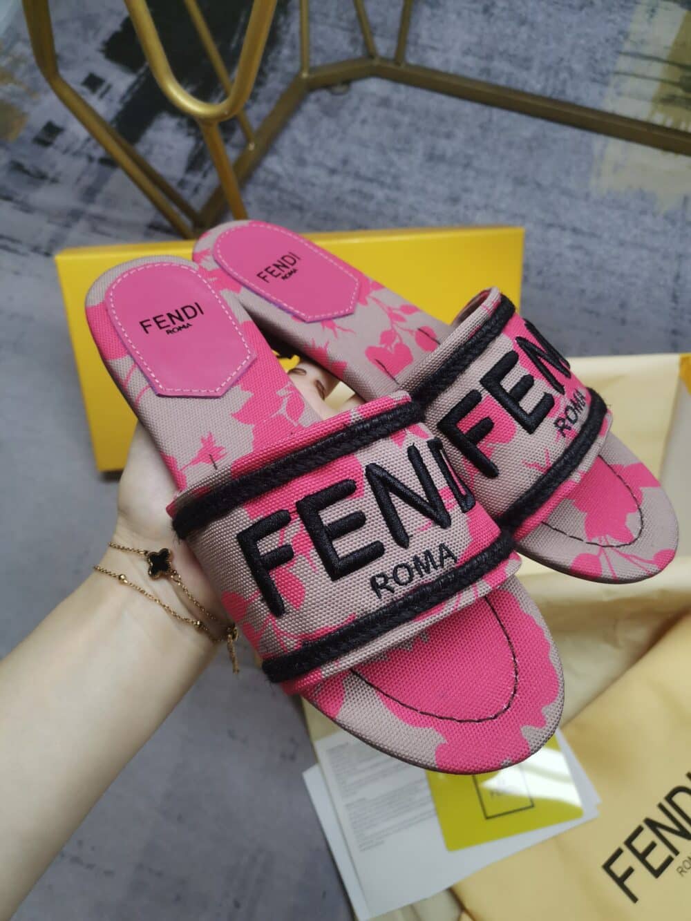 FENDI SIGNATURE CANVAS SLIDES PINK 8R8092AN7MF1KOU - Image 3