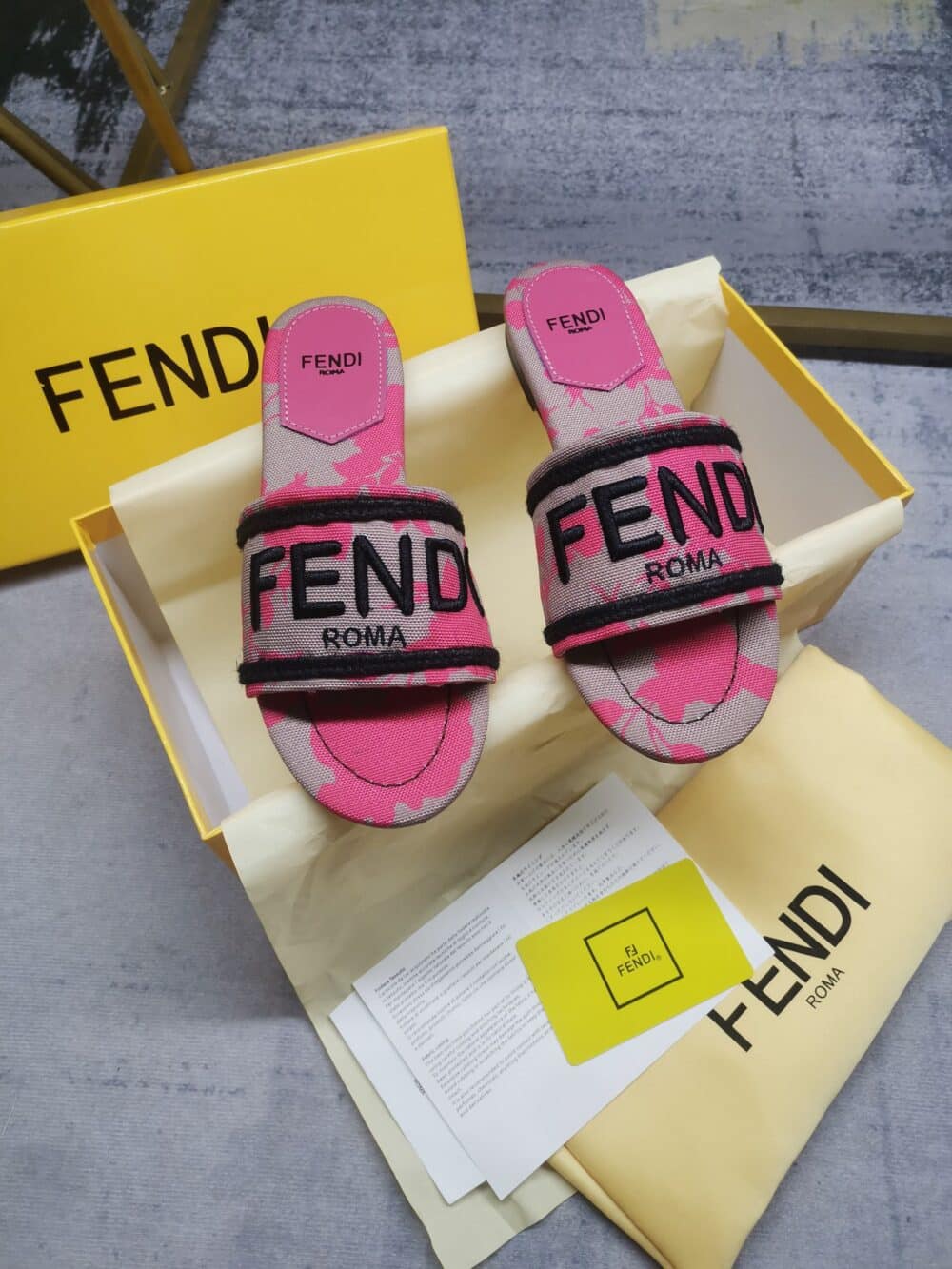 FENDI SIGNATURE CANVAS SLIDES PINK 8R8092AN7MF1KOU - Image 6