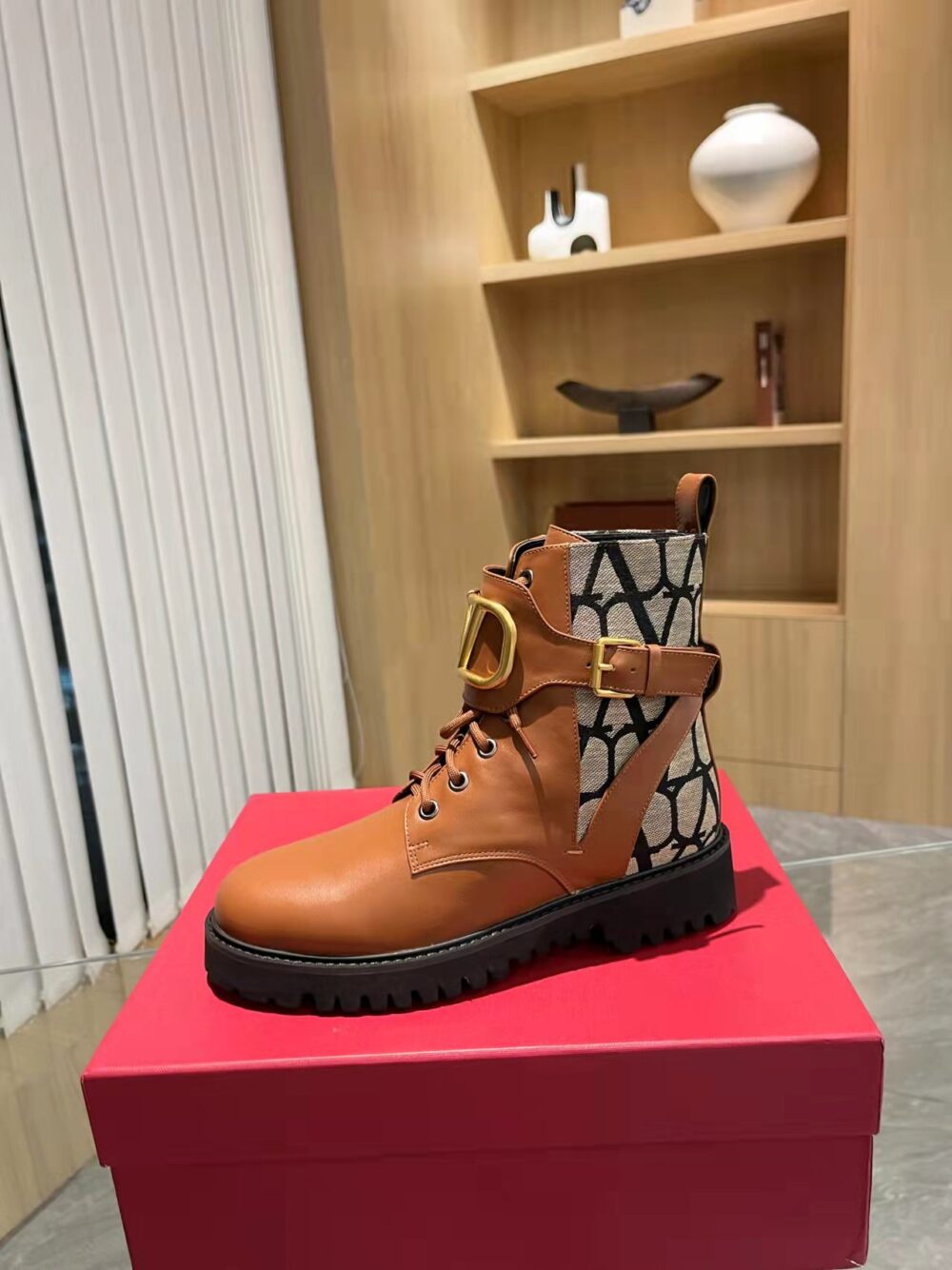 VALENTINO VLOGO SIGNATURE COMBAT BOOT IN CALFSKIN AND TOILE ICONOGRAPHE BROWN - Image 4