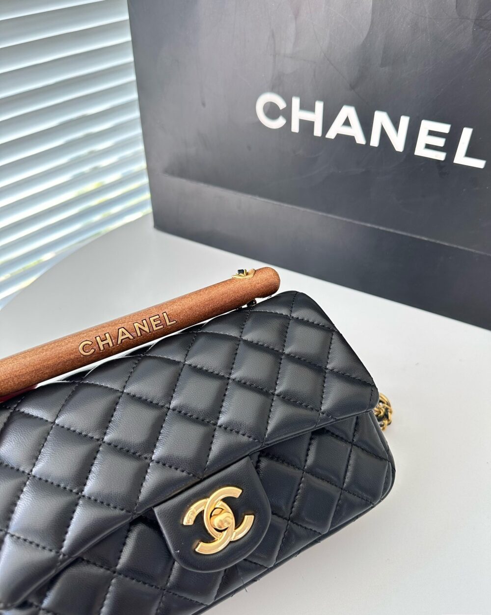 CHANEL FLAP BAG WITH TOP HANDLE LAMBSKIN AND WENGE WOOD BLACK 20CM AS4151 B13085 94305 - Image 6