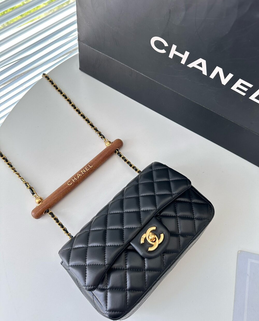 CHANEL FLAP BAG WITH TOP HANDLE LAMBSKIN AND WENGE WOOD BLACK 20CM AS4151 B13085 94305 - Image 8