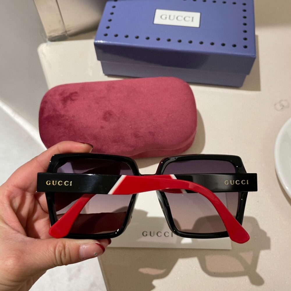 GUCCI SQUARE SUNGLASSES BLACK - Image 9