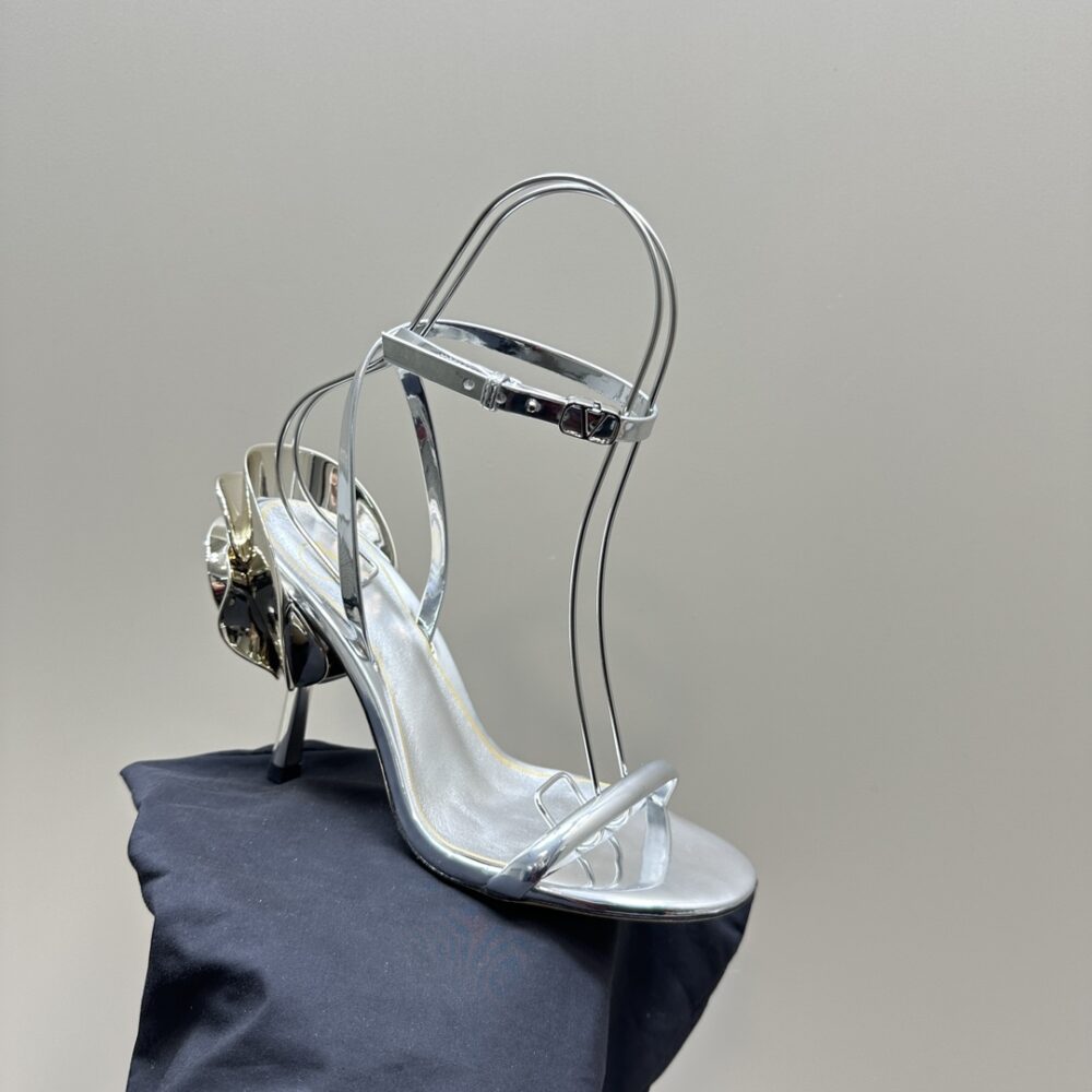 VALENTINO GARAVANI ARCHIVE ROSEROUCHE METALLIC LEATHER HIGH HEEL SILVER - Image 5