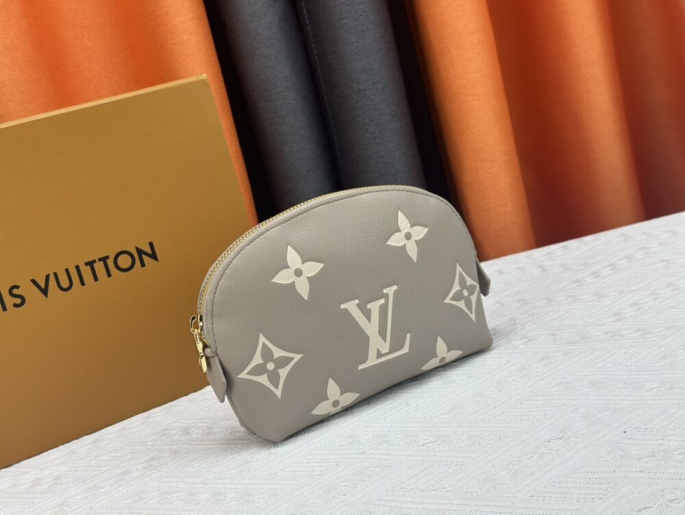 LOUIS VUITTON COSMETIC POUCH PM CREME 17CM M45951 - Image 9