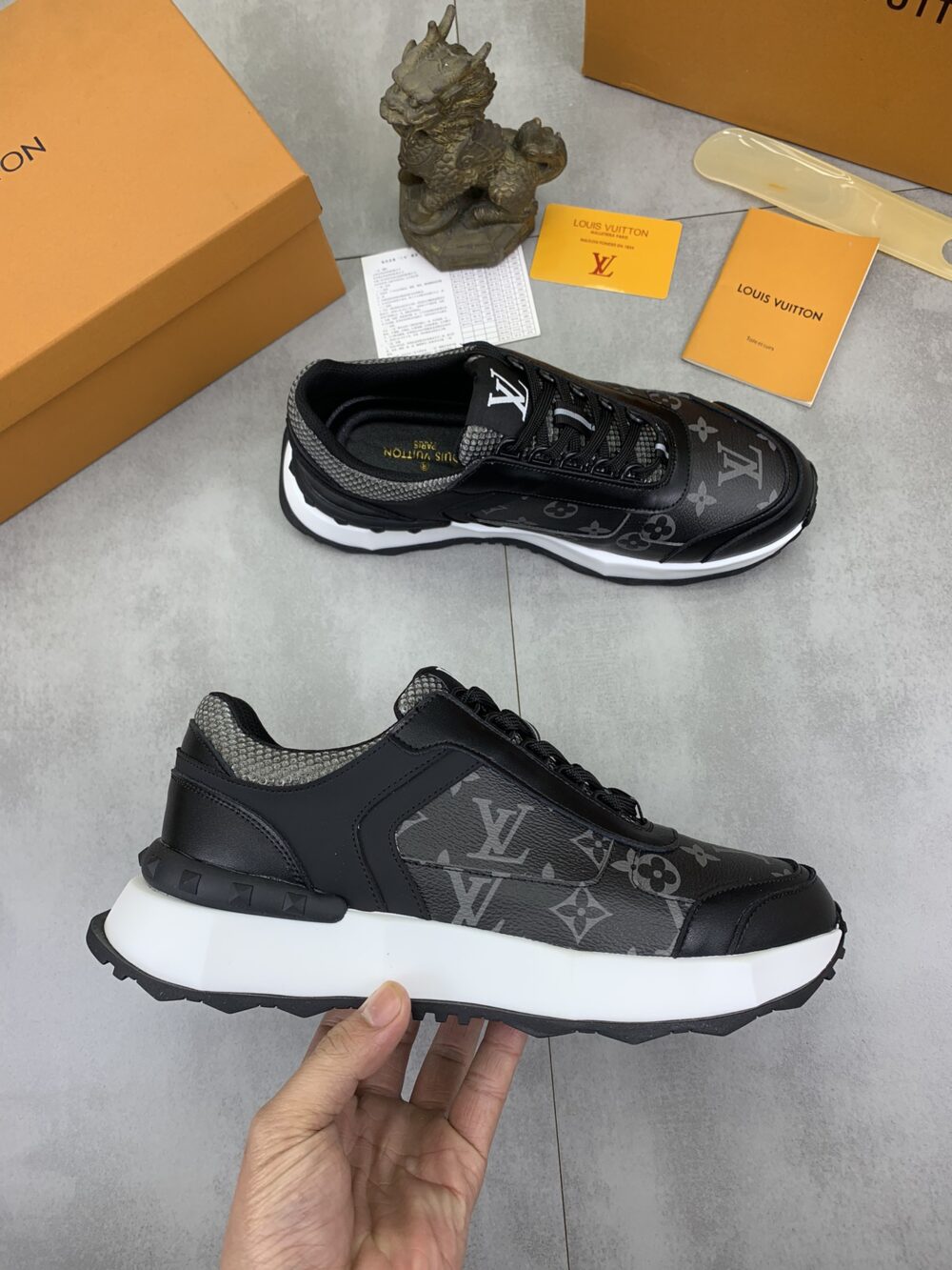 LOUIS VUITTON LV MONOGRAM LEATHER SNEAKER IN BLACK - Image 9