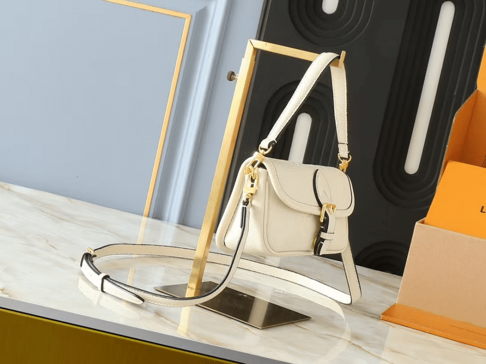 LOUIS VUITTON NANO DIANE BAG MONOGRAM EMPREINTE WHITE 20CM - Image 5