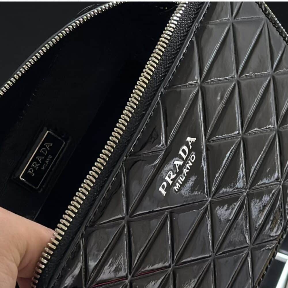 PRADA BRIQUE BRUSHED LEATHER BAG WITH TRIANGLE MOTIF BLACK 18CM 2VH070 ZO6 F0002 V ZMT - Image 5