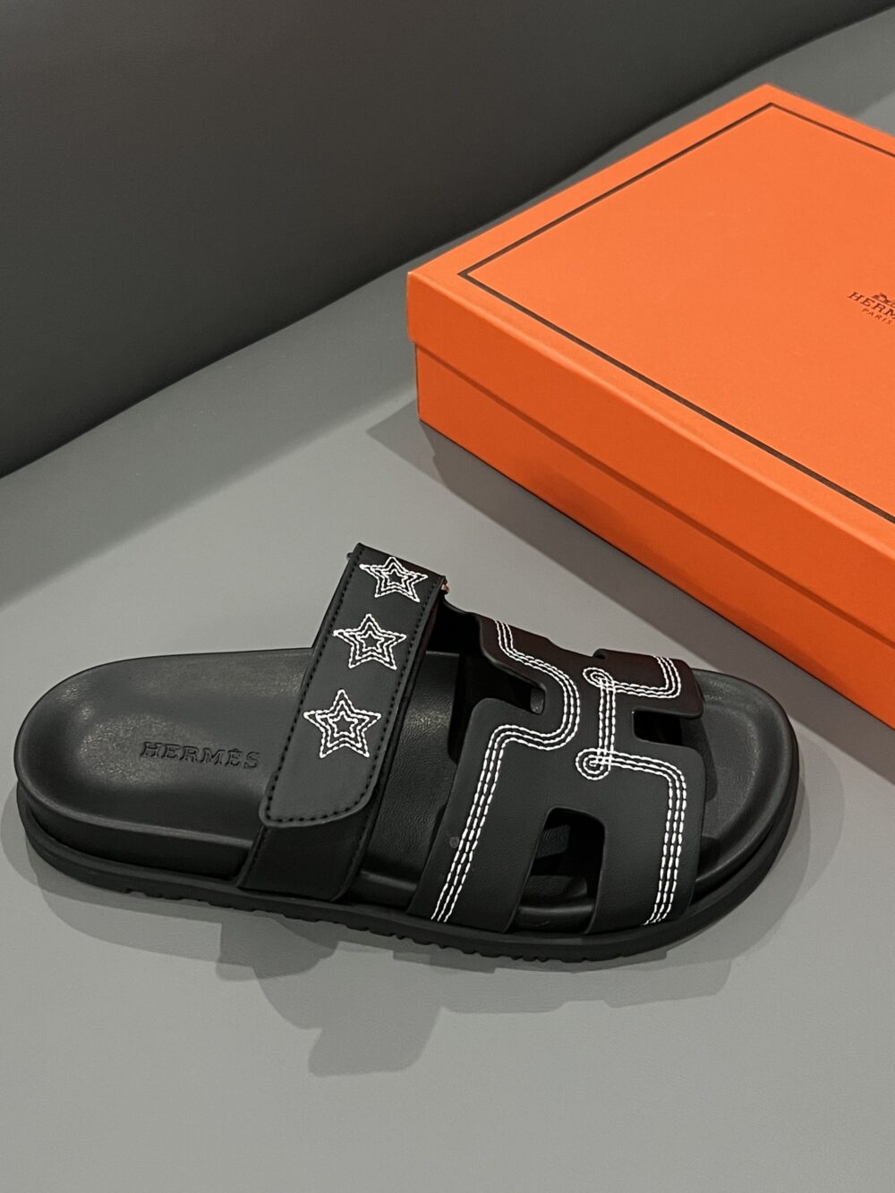 HERMES CHYPRE SANDAL STAR STITCHED NOIR H232142Z 02340 - Image 5