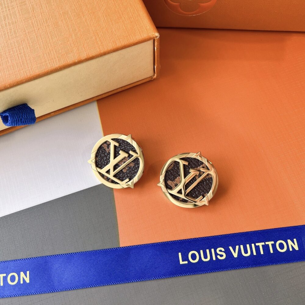 LOUIS VUITTON COMPASS MONOGRAM EARRINGS GOLD - Image 6