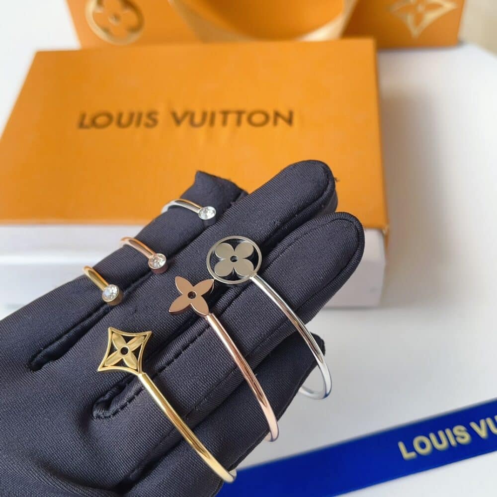 LOUIS VUITTON IDYLLE BLOSSOM TWIST BRACELET WHITE GOLD TONE Q95537 - Image 3