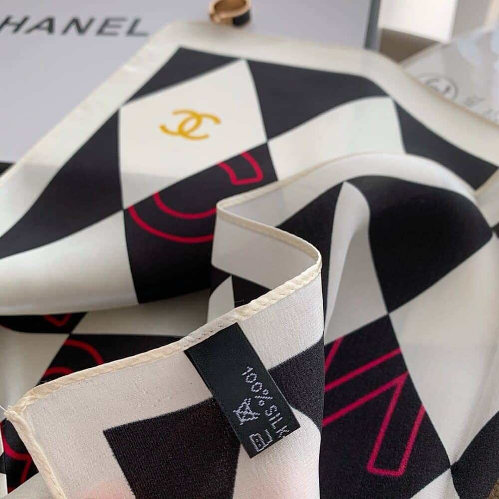 CHANEL COCO CARO SILK SCARF IN WHITE AND BLACK 70CM - Image 3