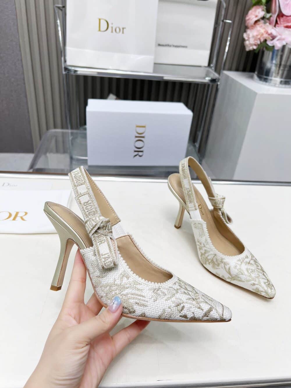 DIOR J'ADIOR SLINGBACK PUMP WHITE AND GOLD TONE KDP920LJE S09W - Image 4