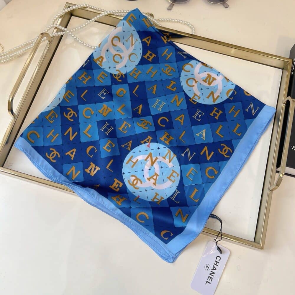 CHANEL GEOMETRIC CC SILK SCARF BLUE AND LIGHT BLUE 70CM - Image 6