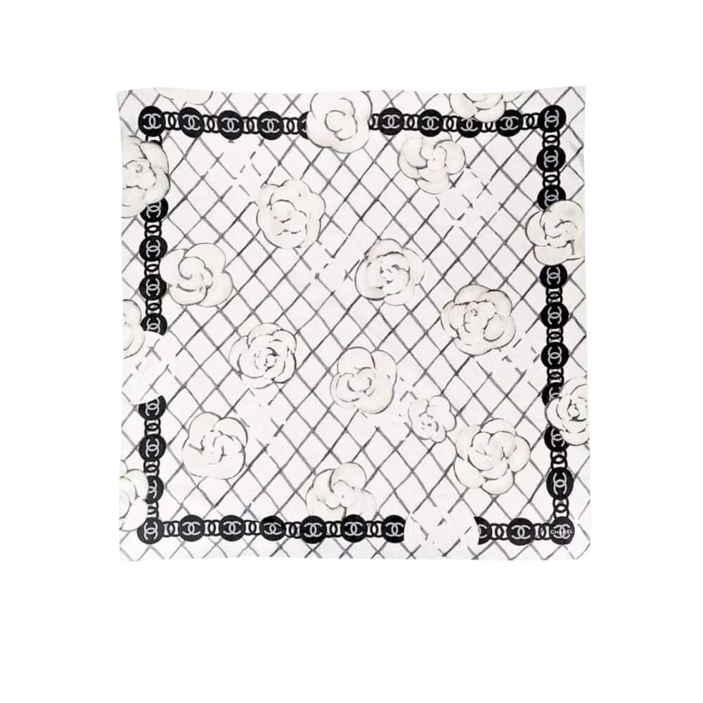 CHANEL CC CAMELLIA SILK SCARF IN WHITE 90CM A39577 X10321 10601