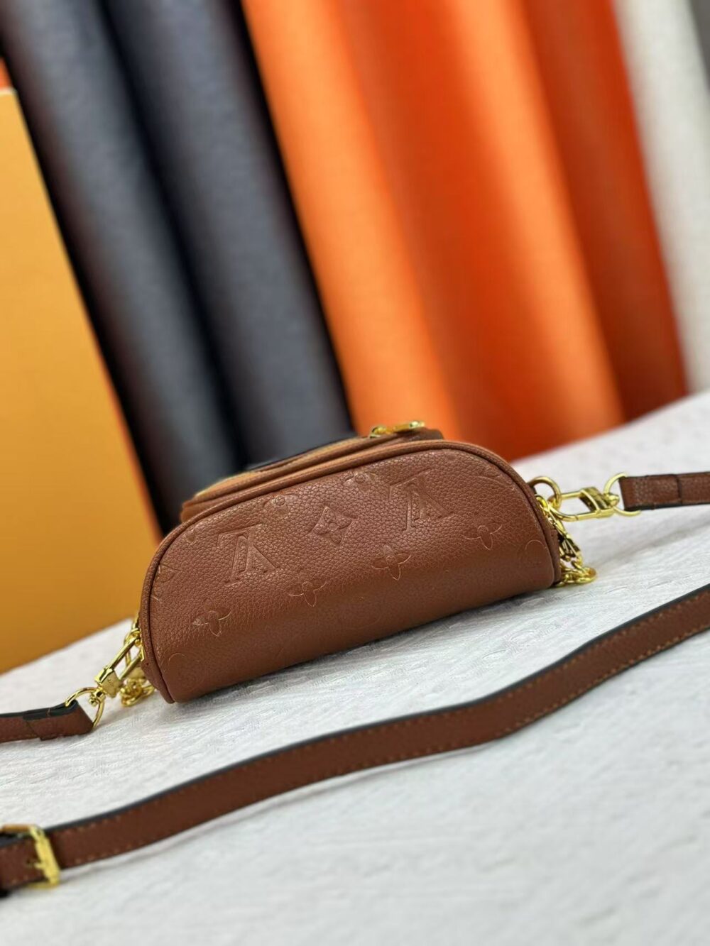 LOUIS VUITTON MINI BUMBAG BAG BROWN 18CM - Image 3