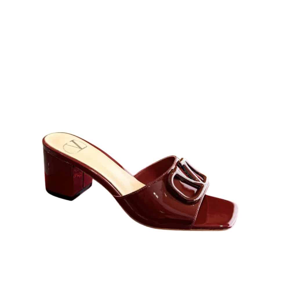 VALENTINO VLOGO SIGNATURE SLIDE SANDAL BURGUNDY